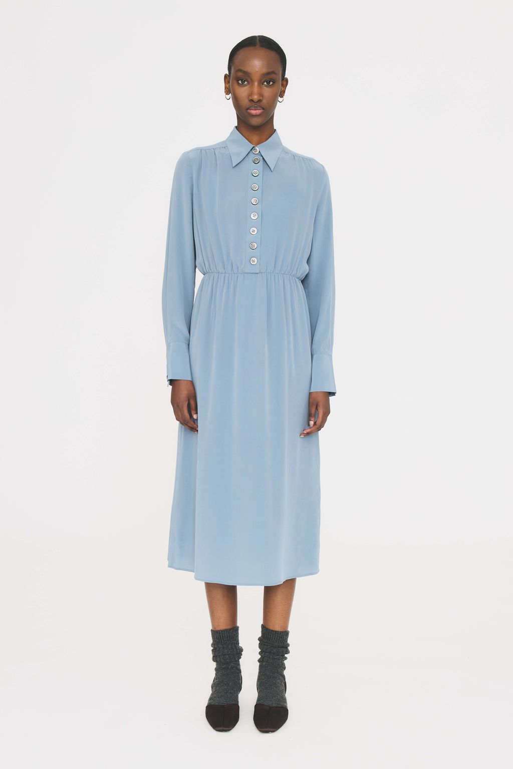 Fashion Week Paris Fall/Winter 2025 look 54 de la collection Antik Batik womenswear