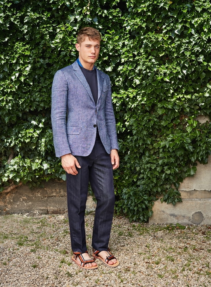 Fashion Week Paris Spring/Summer 2017 look 19 from the Berluti collection menswear