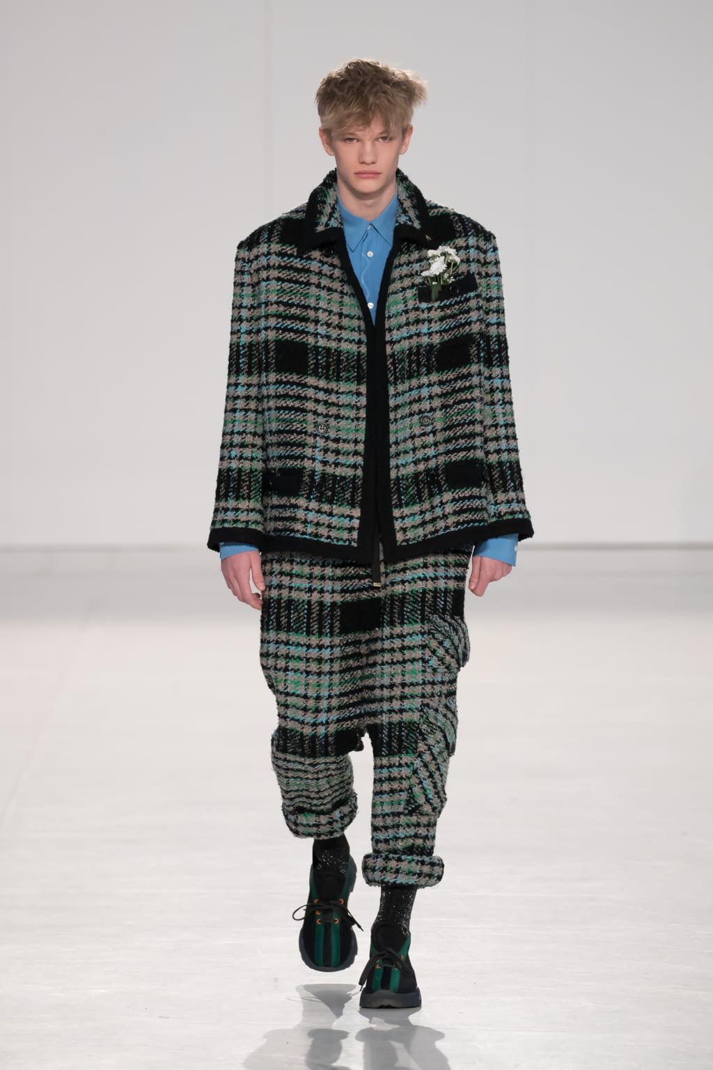 Fashion Week Milan Fall/Winter 2020 look 19 from the Marco de Vincenzo collection 男装