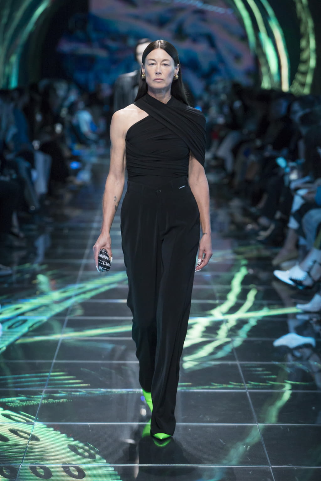 Fashion Week Paris Spring/Summer 2019 look 19 de la collection Balenciaga womenswear
