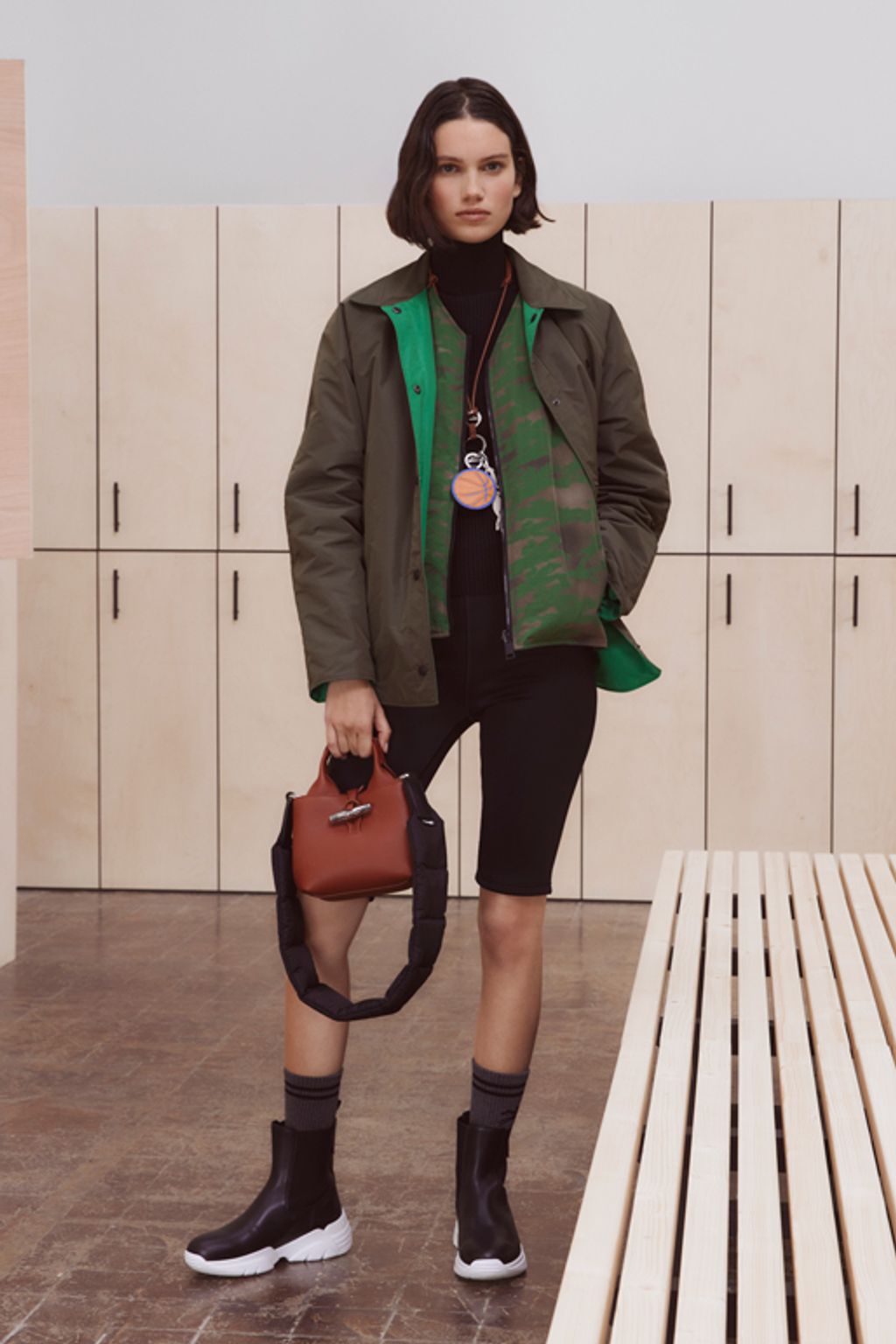 Fashion Week Paris Fall/Winter 2024 look 19 from the Longchamp collection 女装
