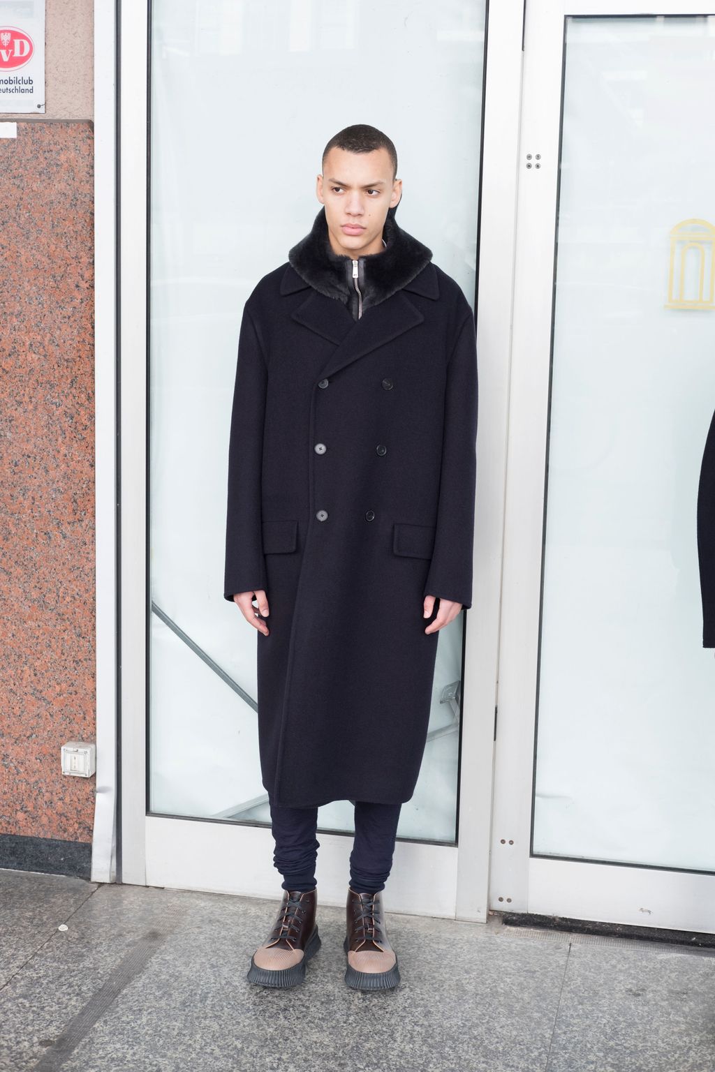 Fashion Week Paris Fall/Winter 2018 look 19 from the Jil Sander collection menswear