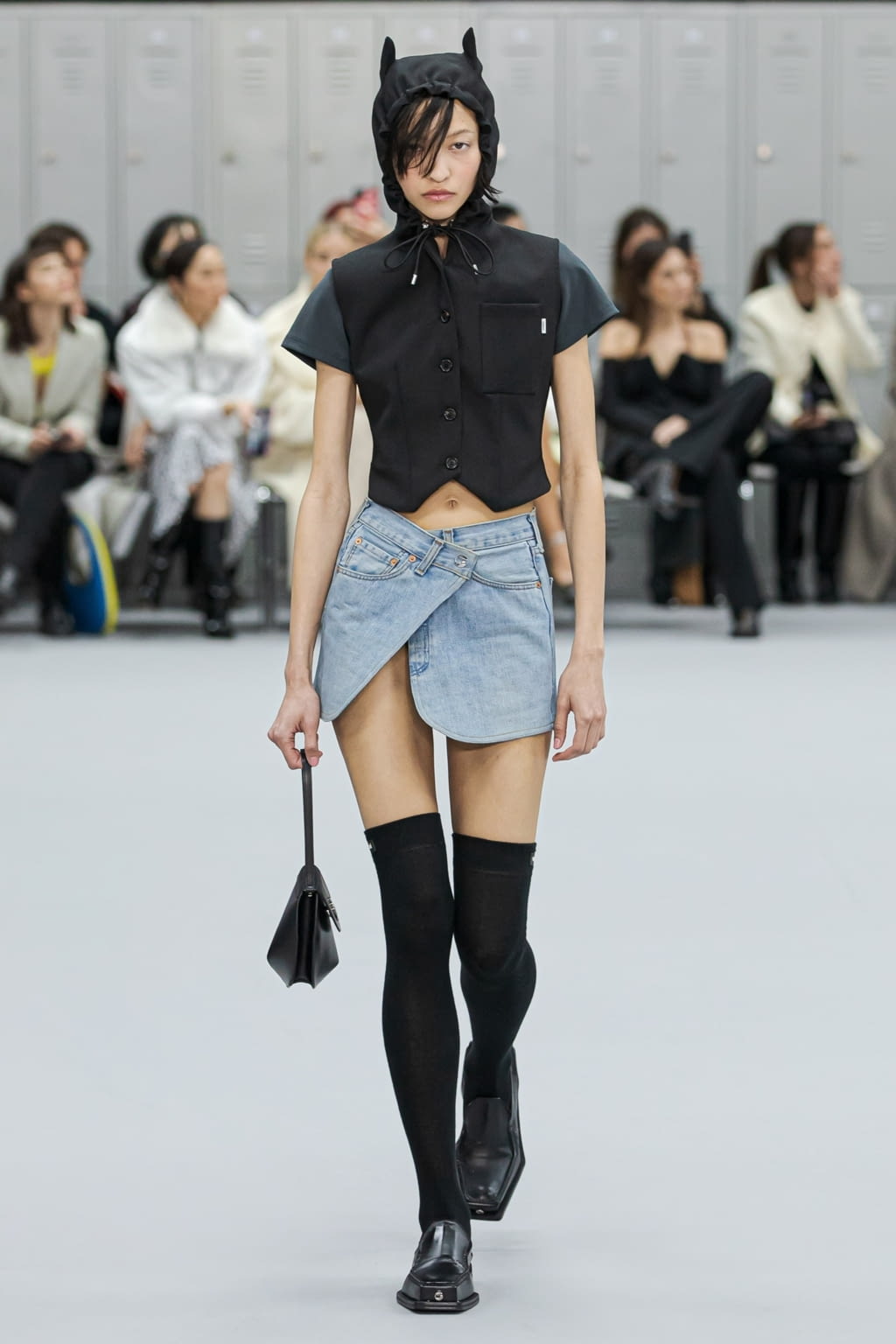 Fashion Week Paris Fall/Winter 2022 look 19 from the Coperni collection 女装