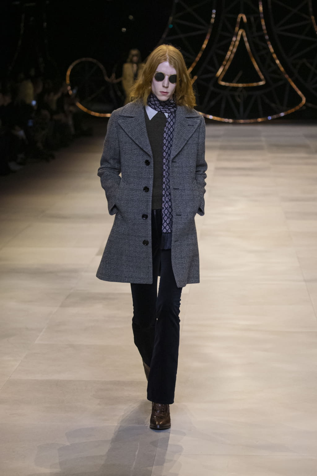 Fashion Week Paris Fall/Winter 2020 look 19 from the Celine collection 女装