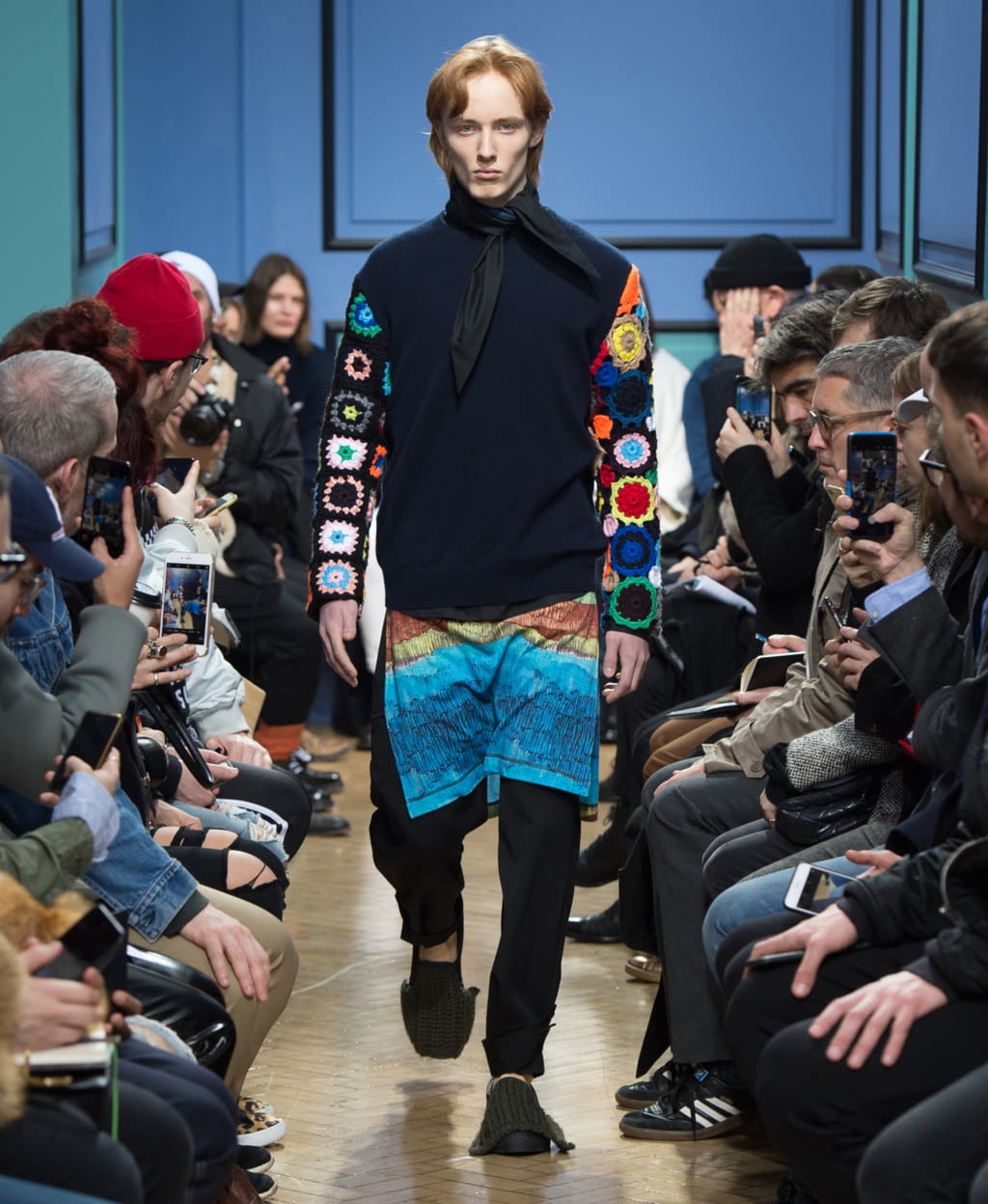 Fashion Week London Fall/Winter 2017 look 19 from the JW Anderson collection 男装