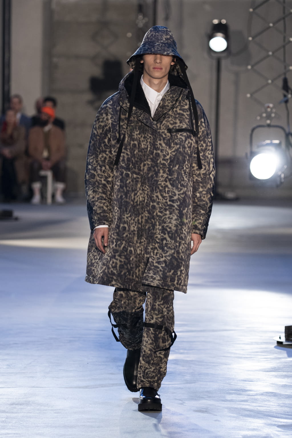 Fashion Week Milan Fall/Winter 2020 look 19 from the N°21 collection menswear