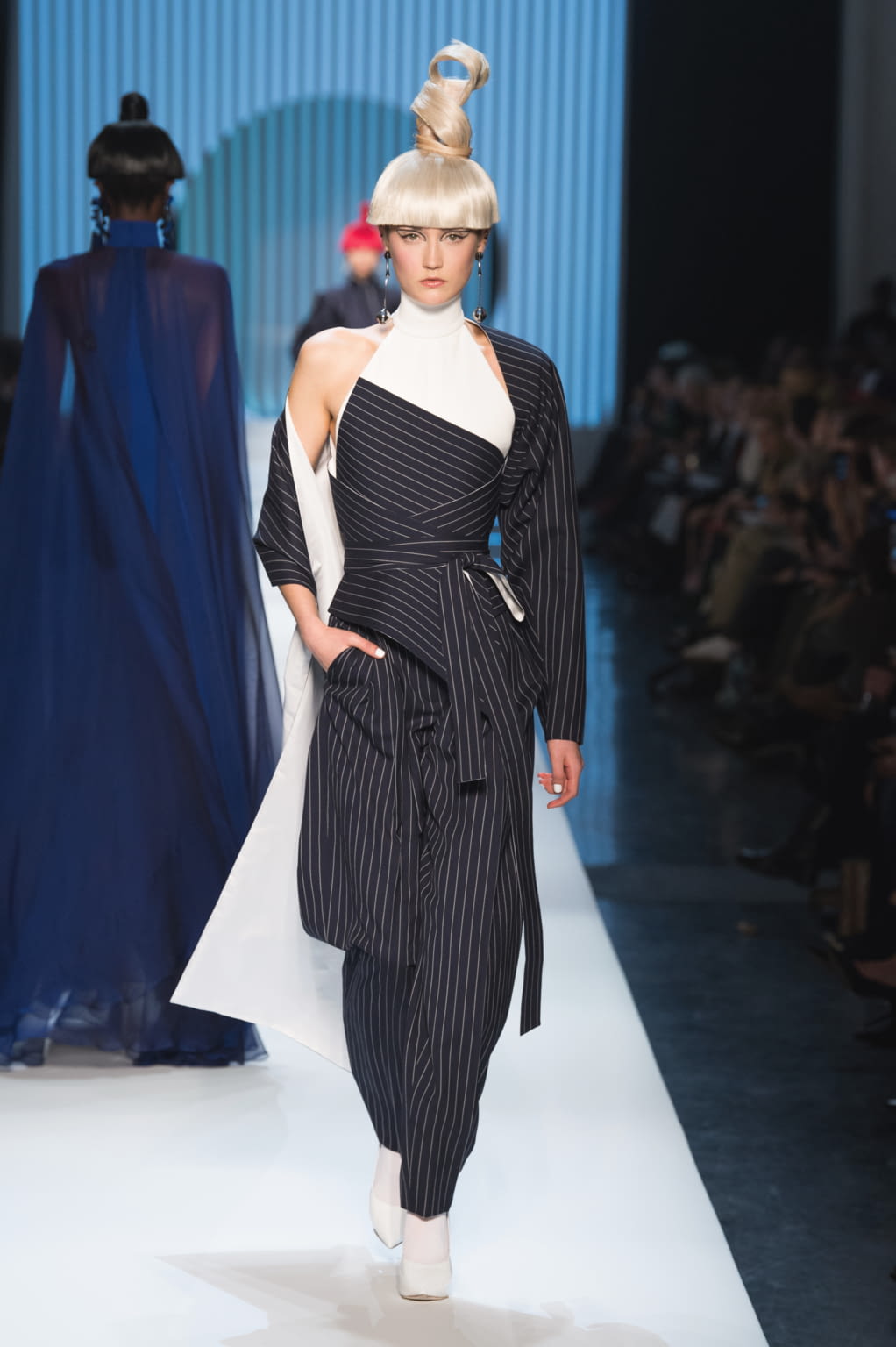 Fashion Week Paris Spring/Summer 2018 look 19 from the Jean Paul Gaultier collection 高级定制