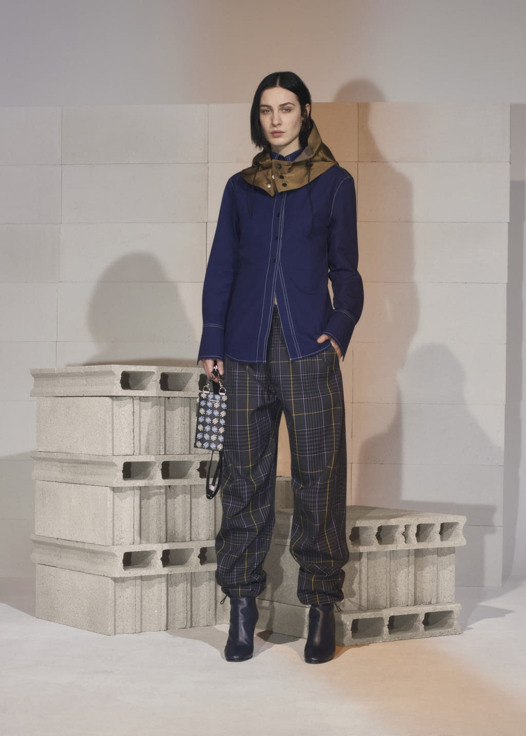 Fashion Week Paris Fall/Winter 2019 look 20 from the Maison Kitsuné collection womenswear