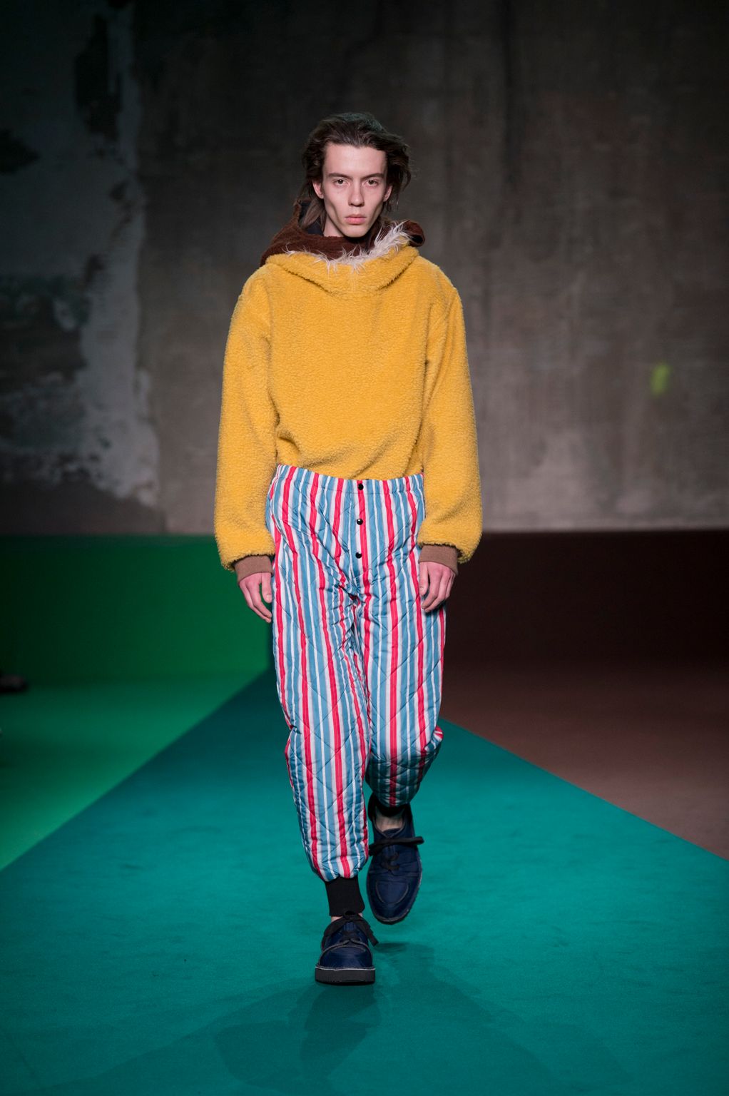 Fashion Week Milan Fall/Winter 2017 look 19 from the Marni collection menswear