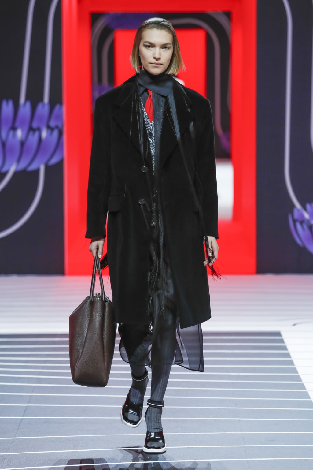 Fashion Week Milan Fall/Winter 2020 look 19 de la collection Prada womenswear