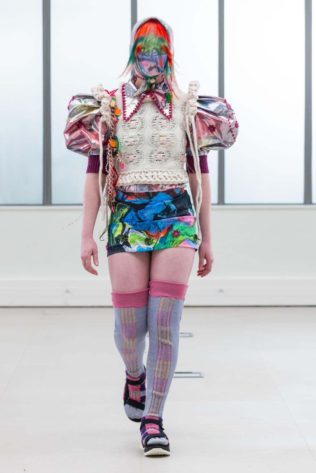 Fashion Week Paris Fall/Winter 2022 look 195 from the IFM PARIS collection womenswear