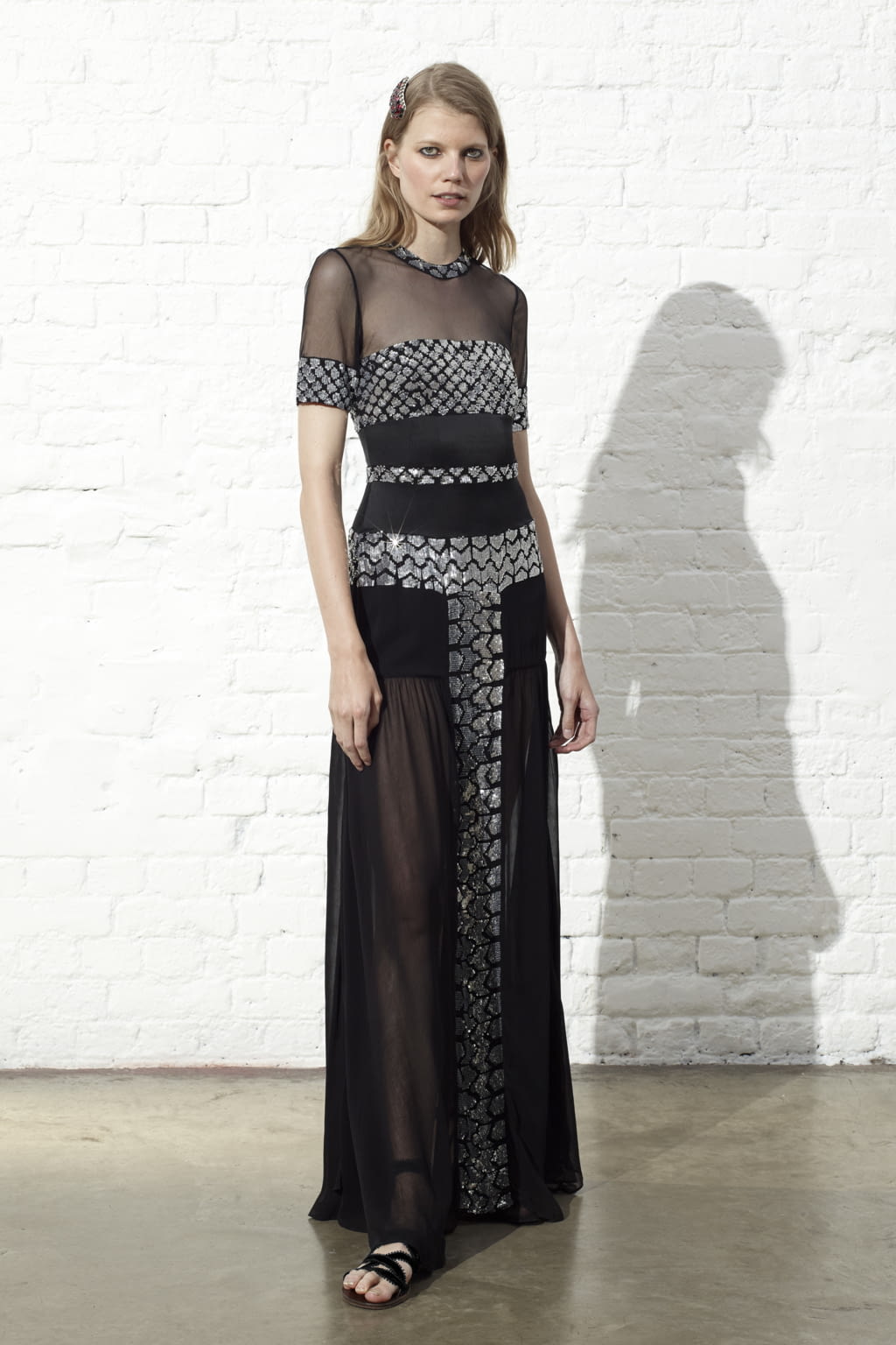 Fashion Week London Resort 2019 look 30 from the Temperley London collection 女装
