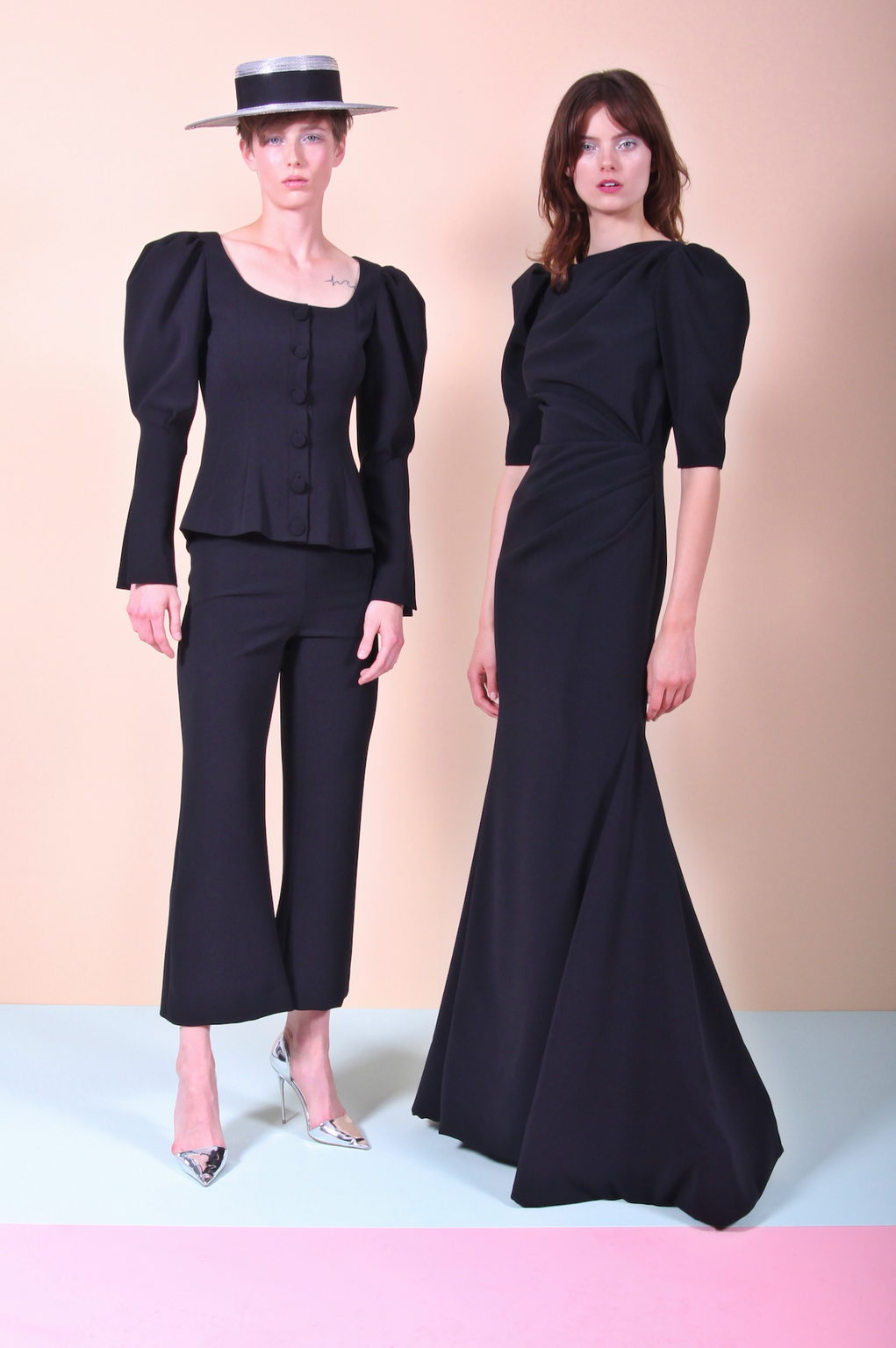Fashion Week New York Resort 2018 look 2 de la collection Christian Siriano womenswear