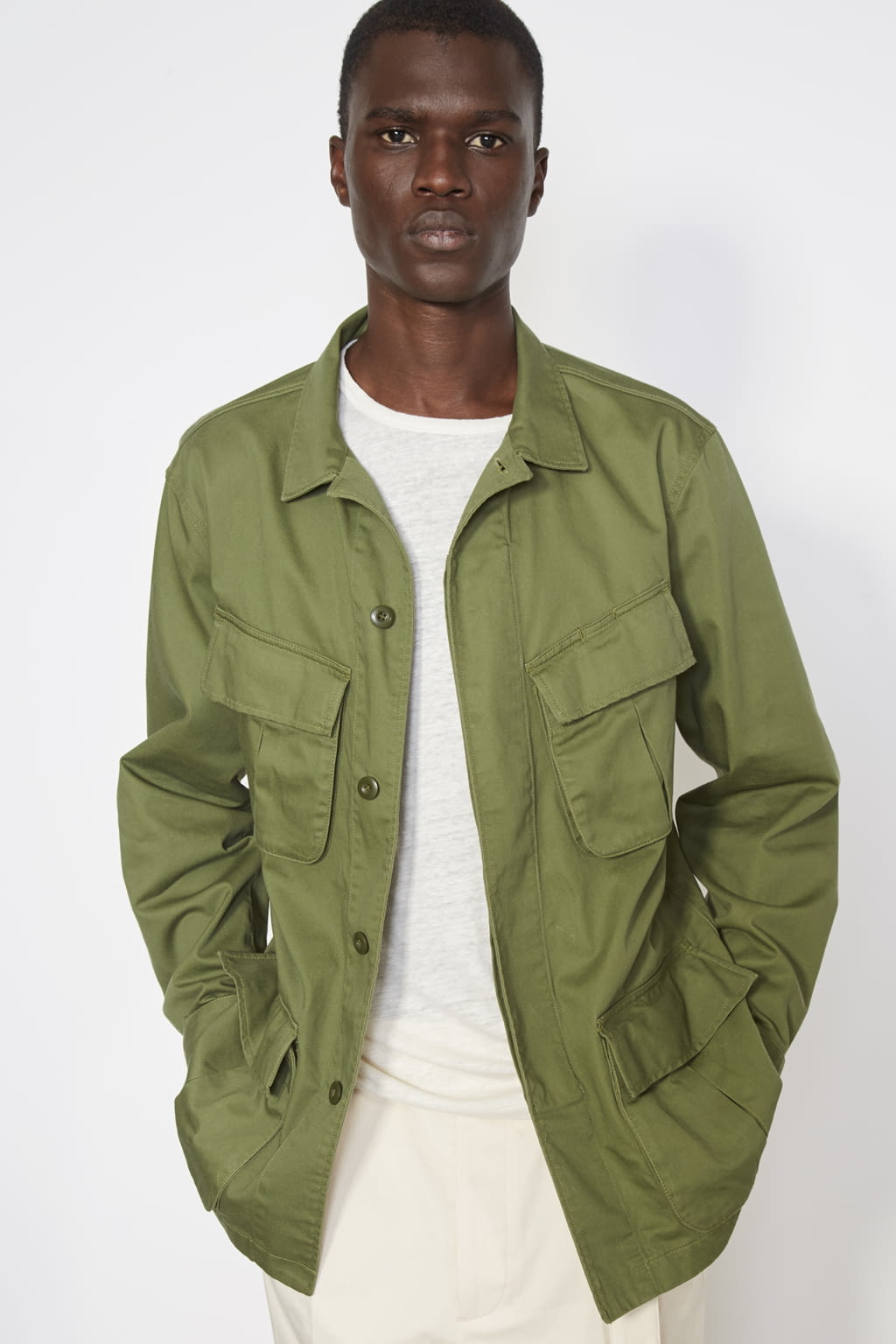 Fashion Week Paris Spring/Summer 2021 look 2 from the Officine Générale collection menswear