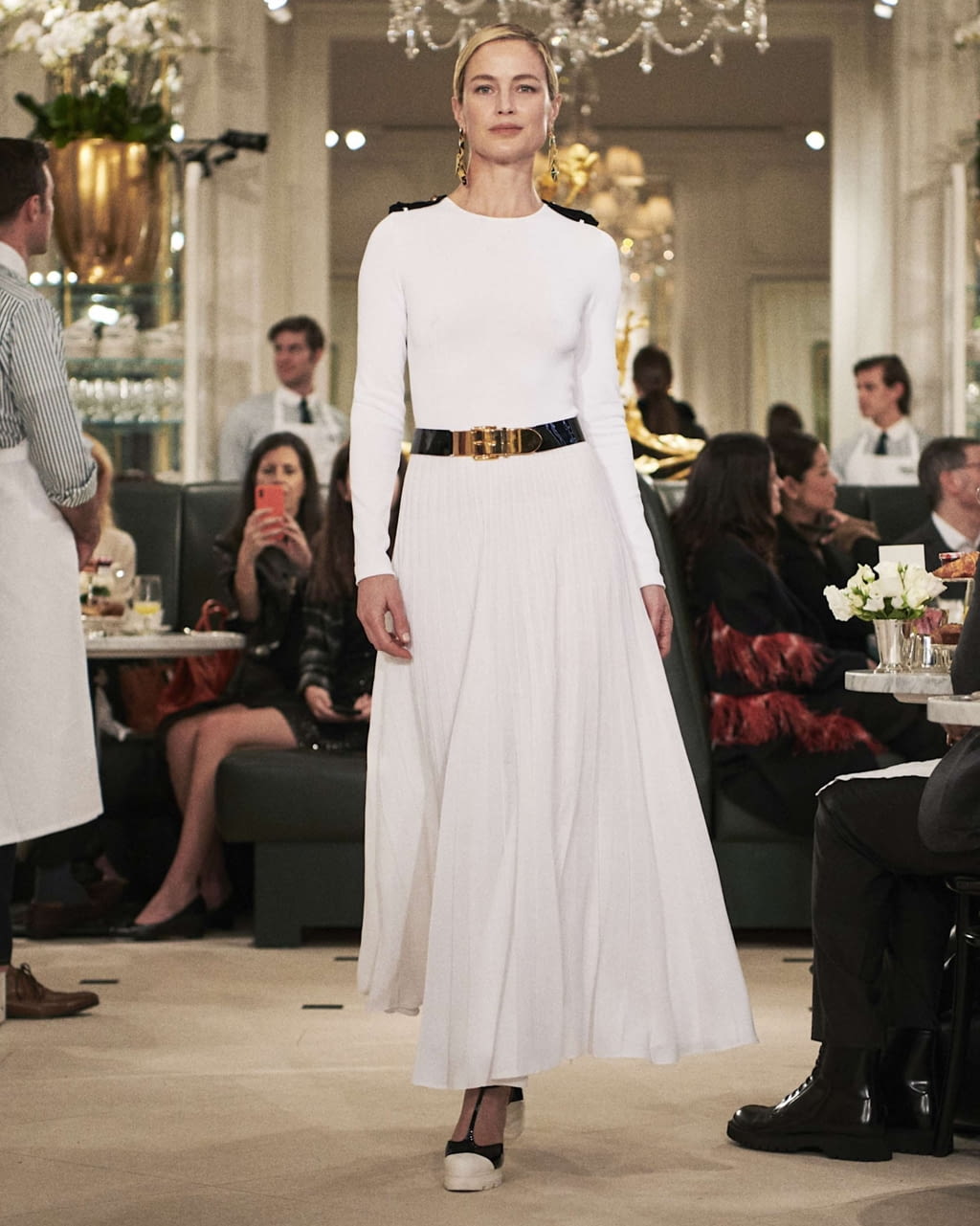 Fashion Week New York Spring/Summer 2019 look 2 from the Ralph Lauren collection 女装