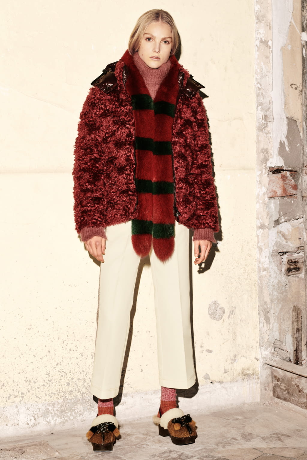 Fashion Week Milan Fall/Winter 2018 look 37 from the Moncler Genius collection 女装