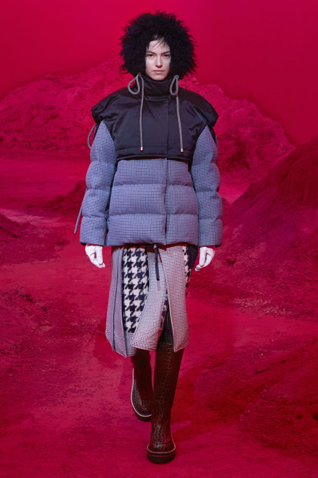 Fashion Week Milan Fall/Winter 2020 look 14 from the 2 Moncler 1952 collection womenswear