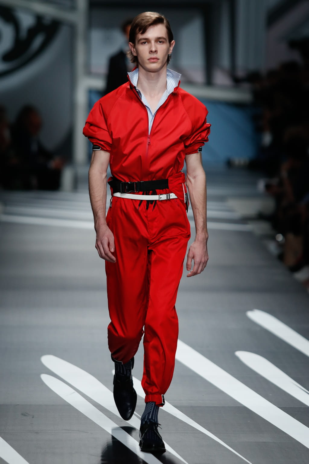 Fashion Week Milan Spring/Summer 2018 look 2 from the Prada collection 男装