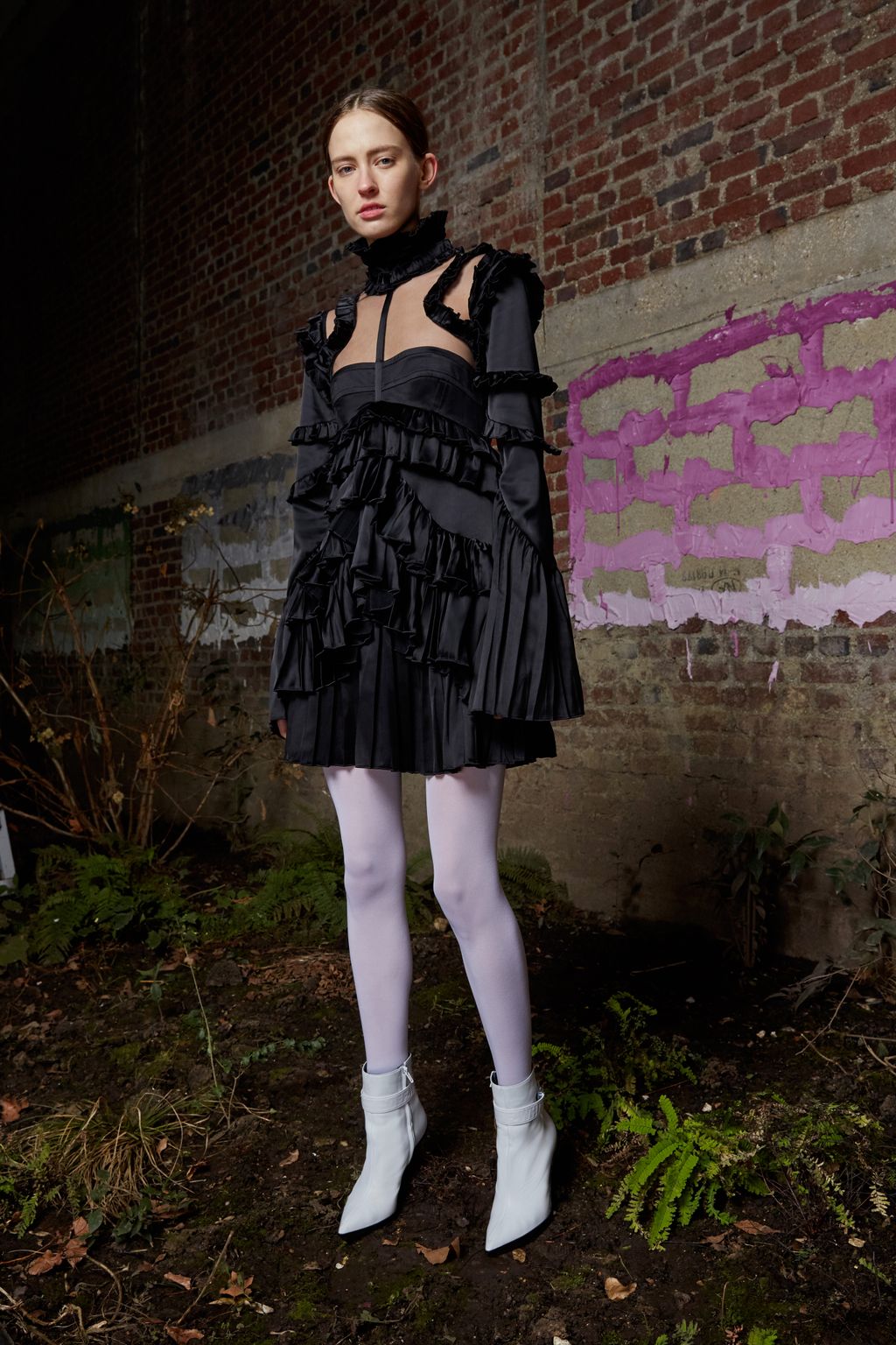 Fashion Week Paris Pre-Fall 2017 look 20 from the Off-White collection womenswear