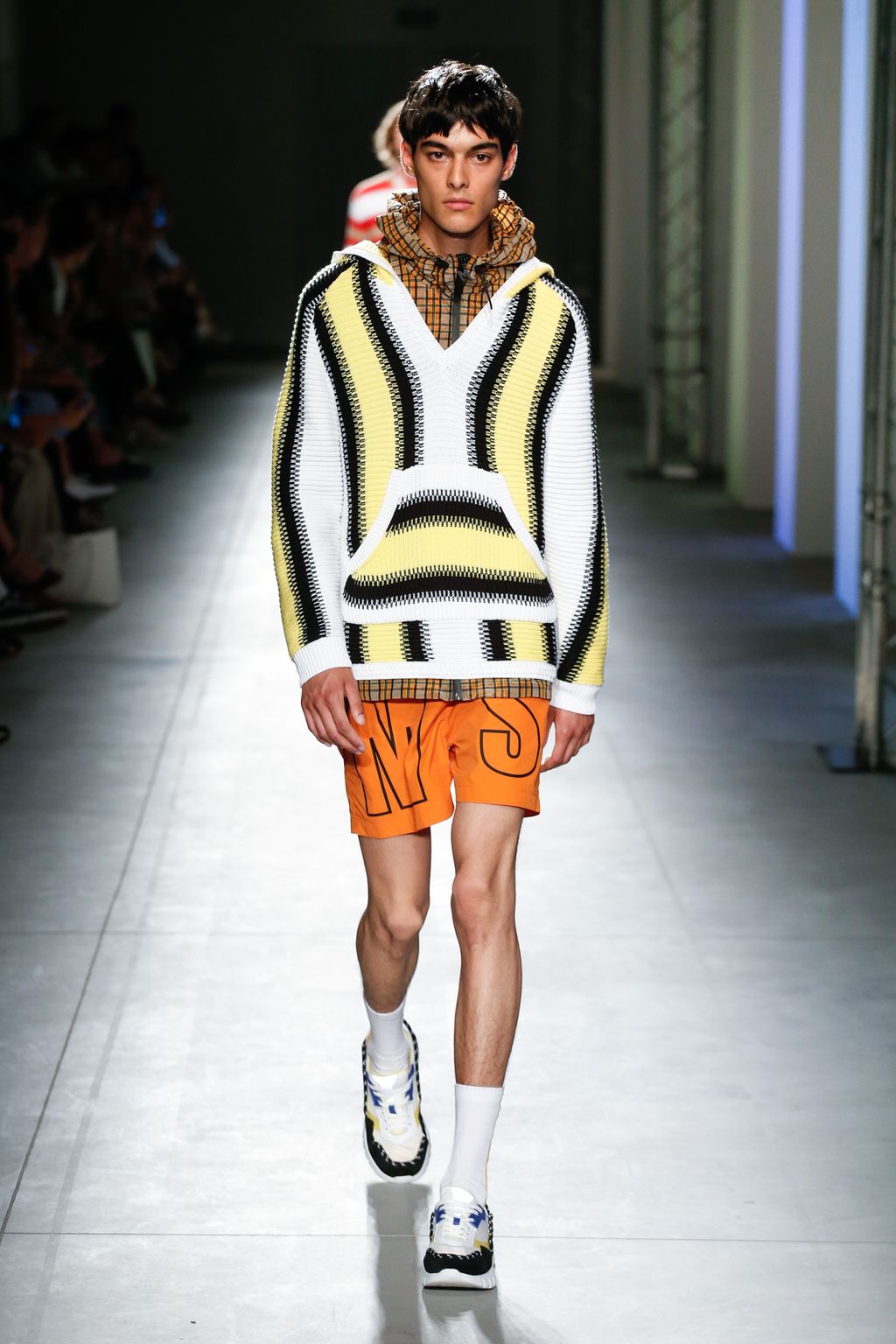 Fashion Week Milan Spring/Summer 2018 look 20 from the MSGM collection 男装