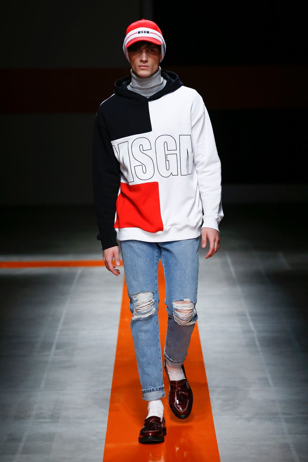 Fashion Week Milan Fall/Winter 2017 look 20 from the MSGM collection menswear