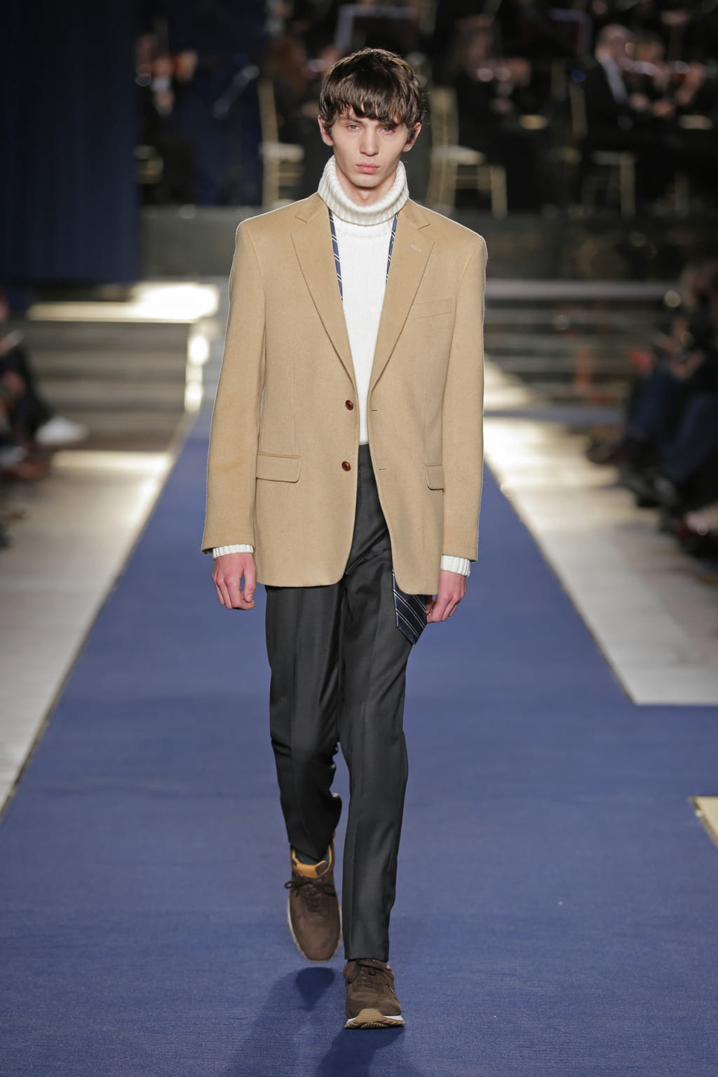 Fashion Week Florence Fall/Winter 2018 look 7 from the Brooks Brothers collection menswear