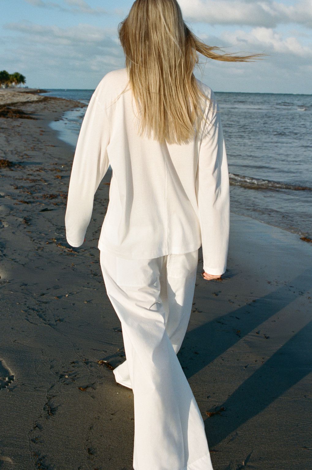 Fashion Week Paris Spring/Summer 2026 look 19 from the Soeur collection womenswear