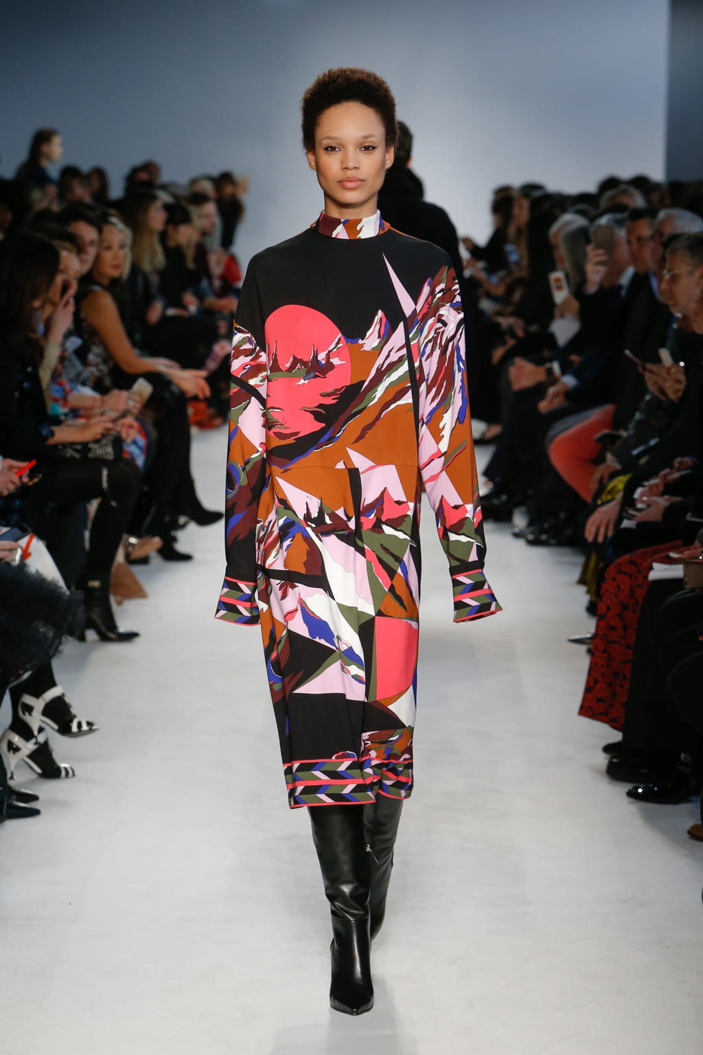 Fashion Week Milan Fall/Winter 2016 look 20 from the Pucci collection 女装