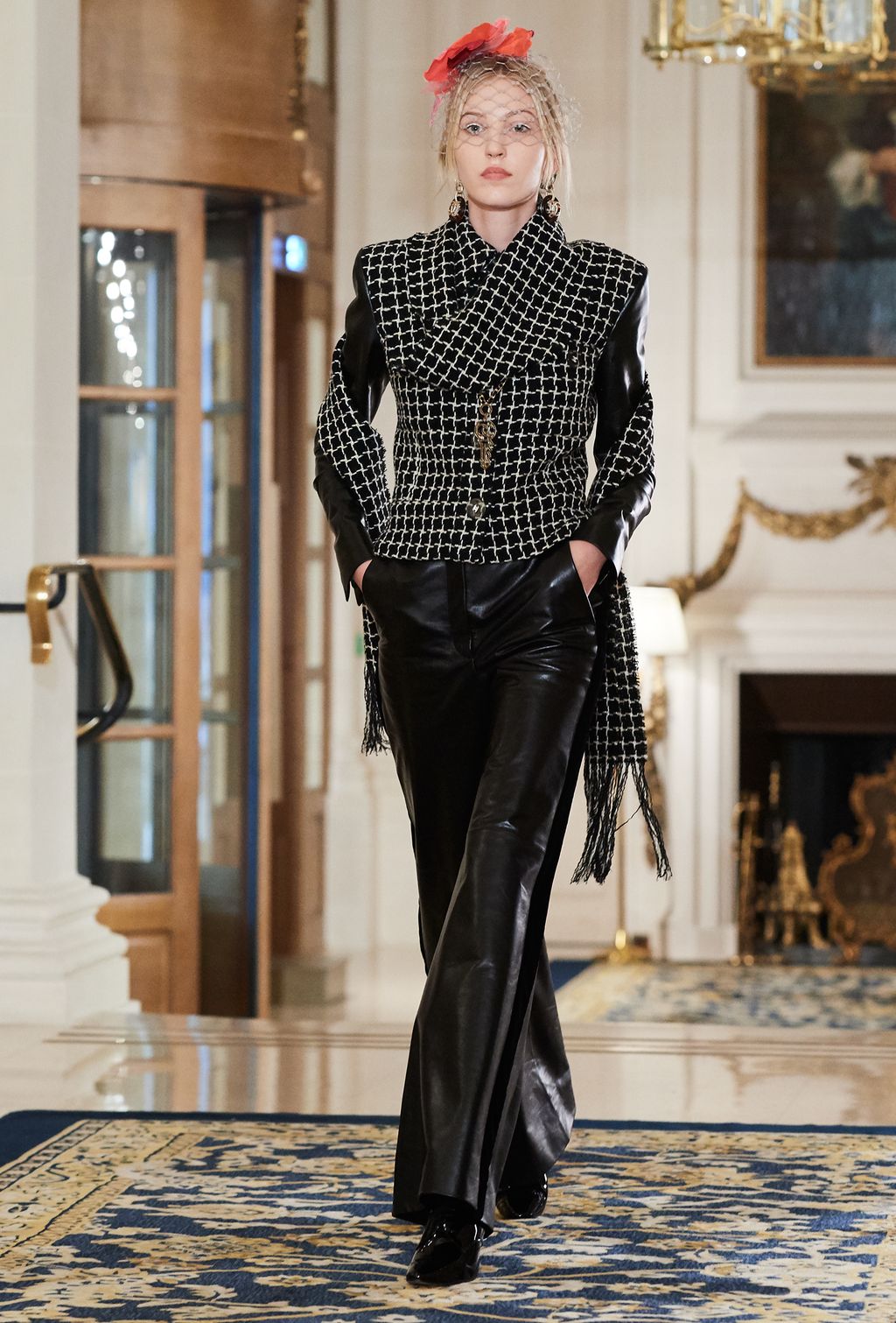 Fashion Week Paris Pre-Fall 2017 look 21 from the Chanel collection womenswear