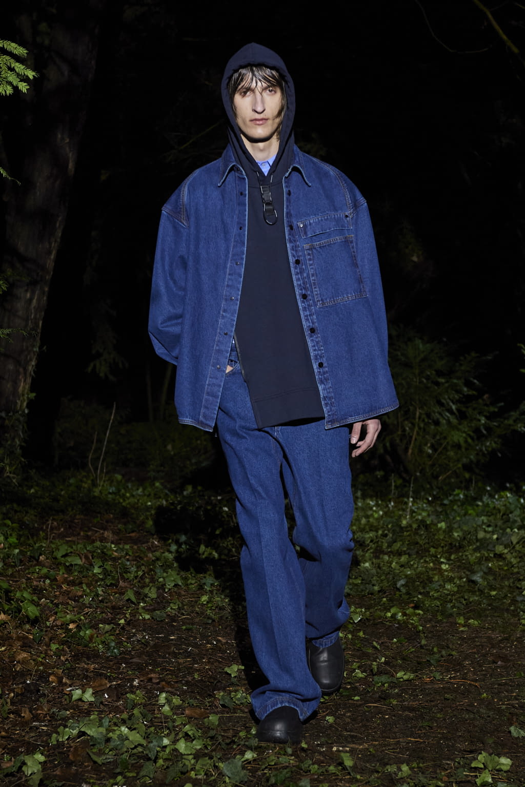 Fashion Week Paris Fall/Winter 2021 look 31 from the Wooyoungmi collection menswear