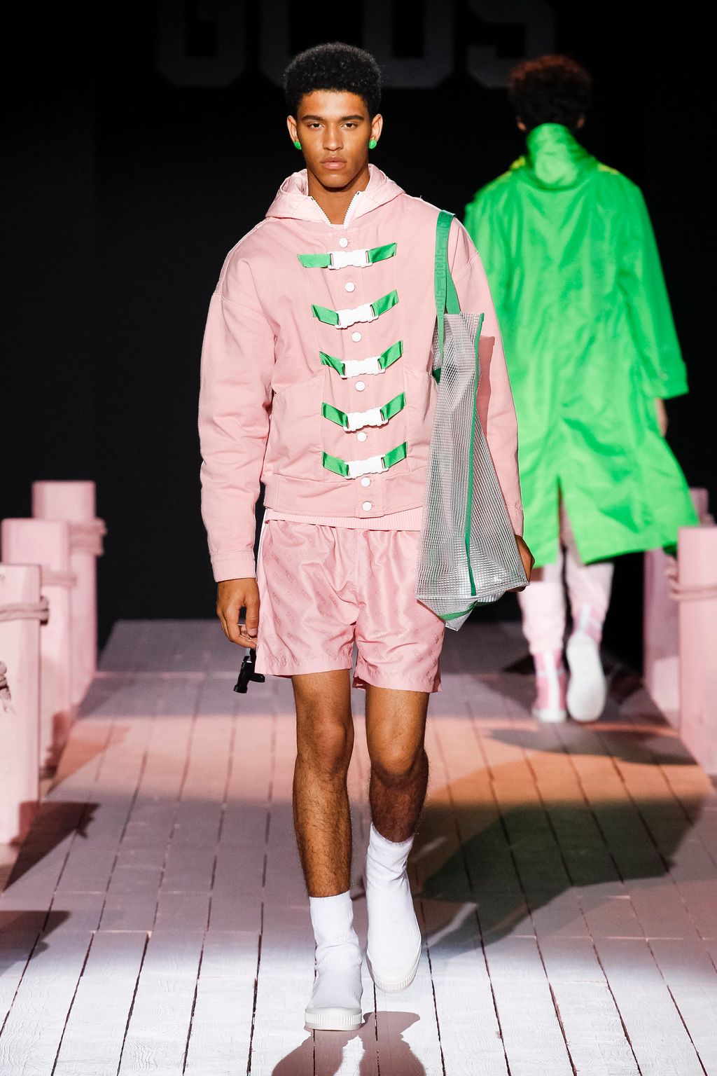 Fashion Week Milan Spring/Summer 2018 look 22 from the GCDS collection 男装