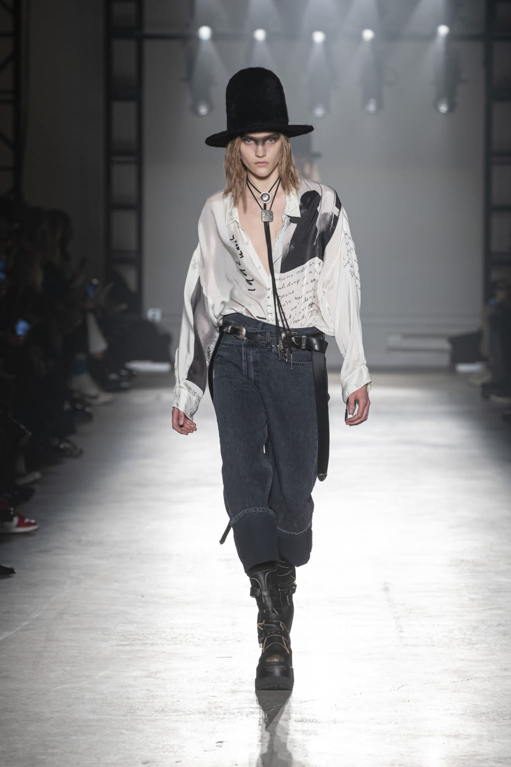 Fashion Week New York Fall/Winter 2020 look 22 from the R13 collection womenswear