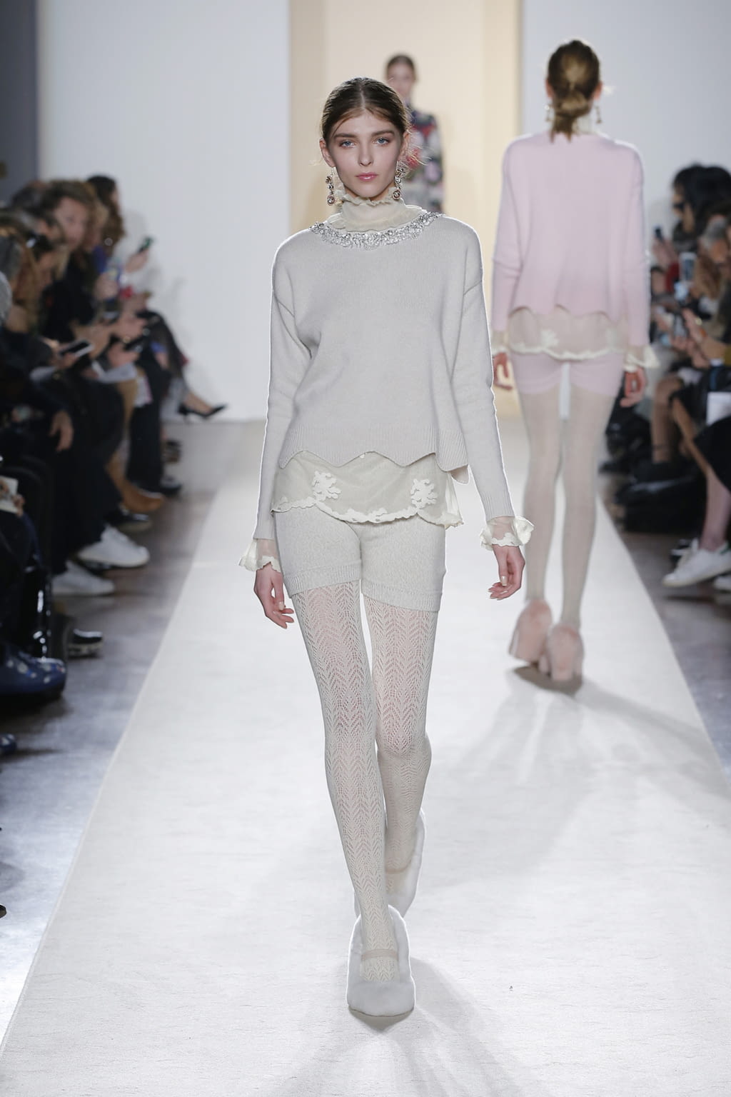 Fashion Week Milan Fall/Winter 2016 look 22 de la collection Blugirl womenswear