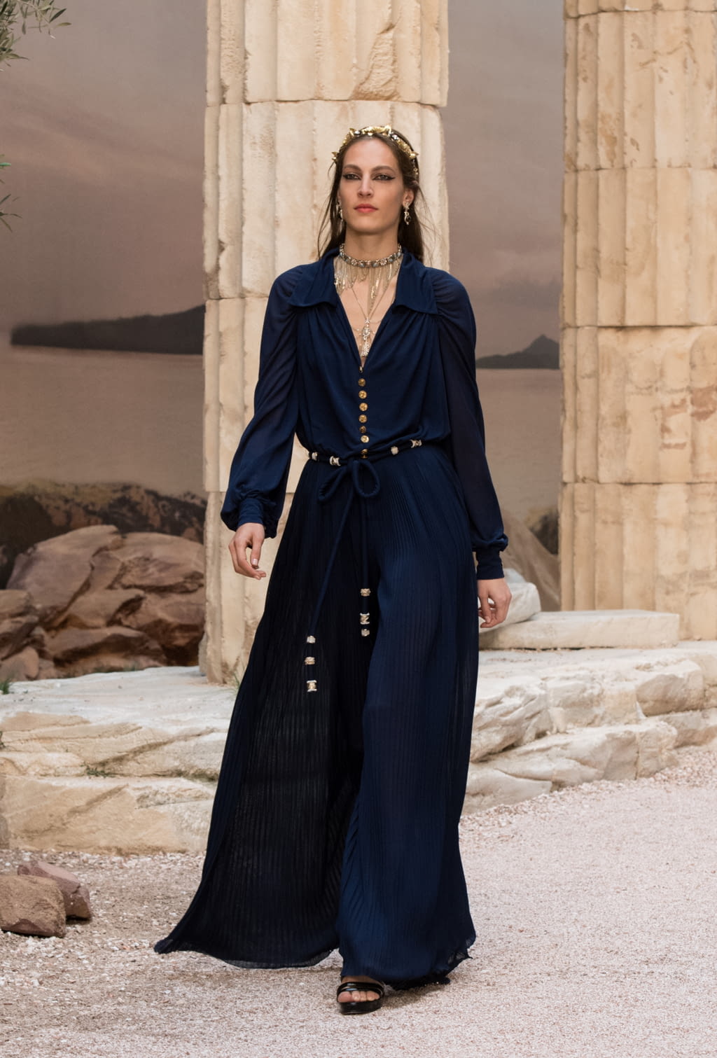 Fashion Week Paris Resort 2018 look 22 de la collection Chanel womenswear