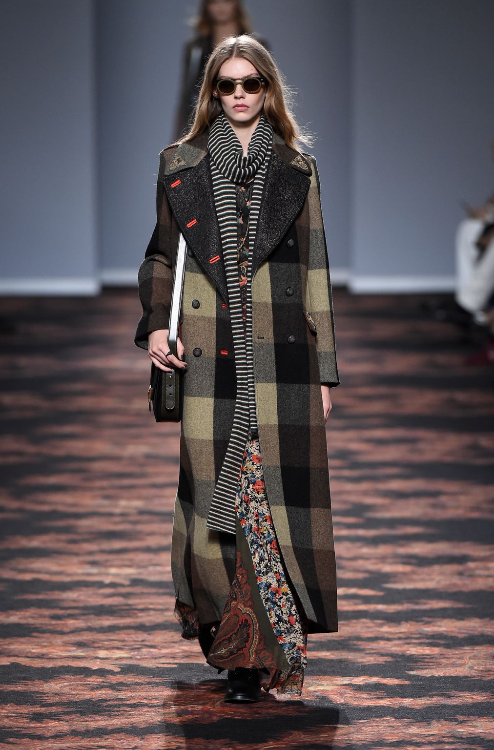 Fashion Week Milan Fall/Winter 2016 look 22 from the Etro collection 女装