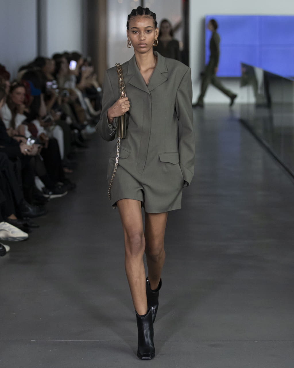 Fashion Week New York Fall/Winter 2020 look 22 de la collection Dion Lee womenswear