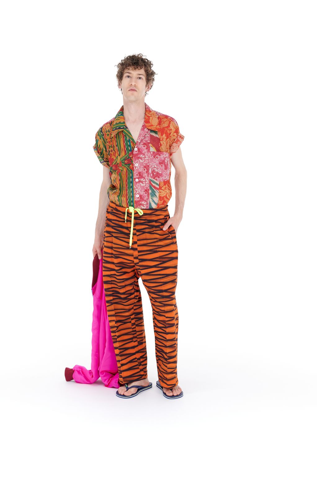 Fashion Week Paris Spring/Summer 2023 look 27 from the Pierre Louis Mascia collection 男装