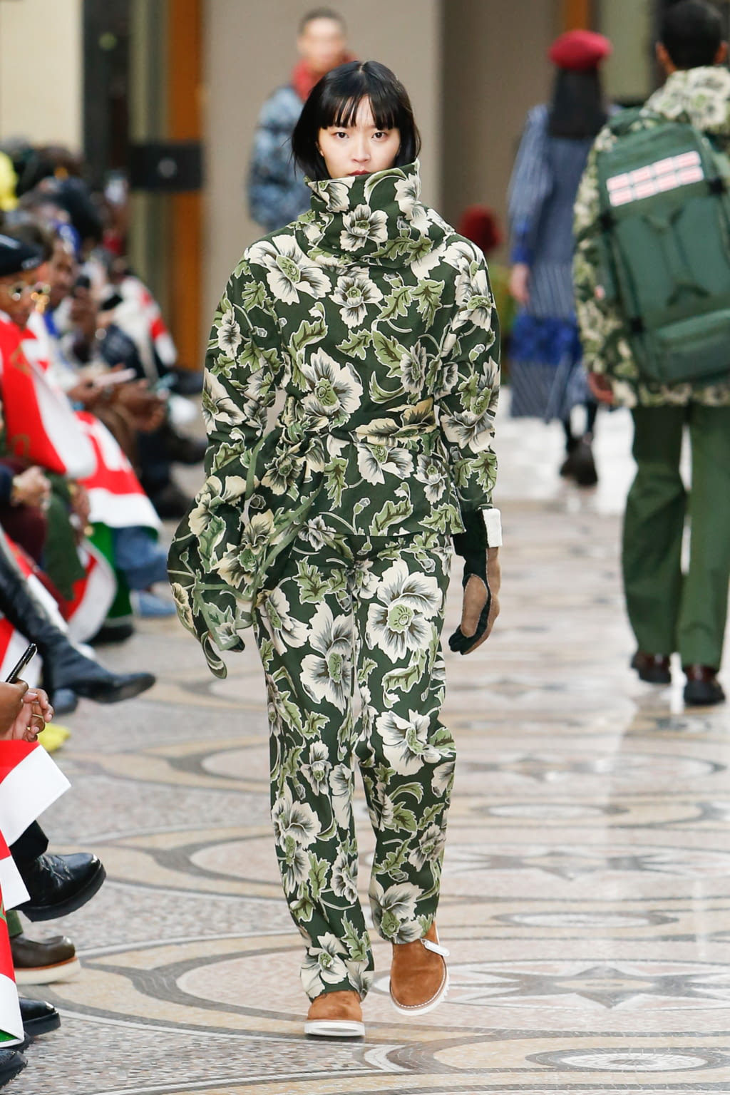 Fashion Week Paris Fall/Winter 2022 look 23 from the Kenzo collection 男装