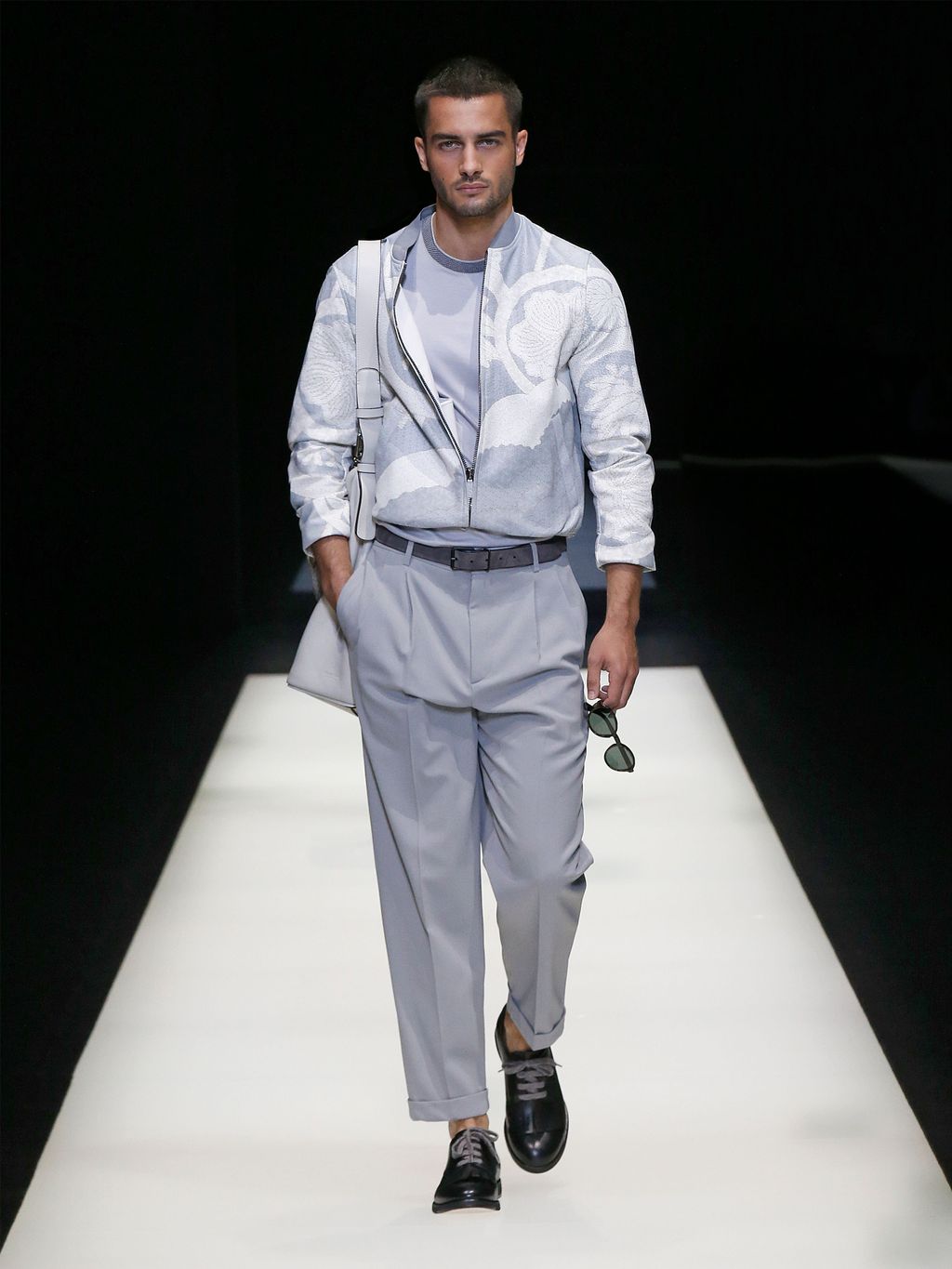 Fashion Week Milan Spring/Summer 2018 look 22 from the Giorgio Armani collection menswear