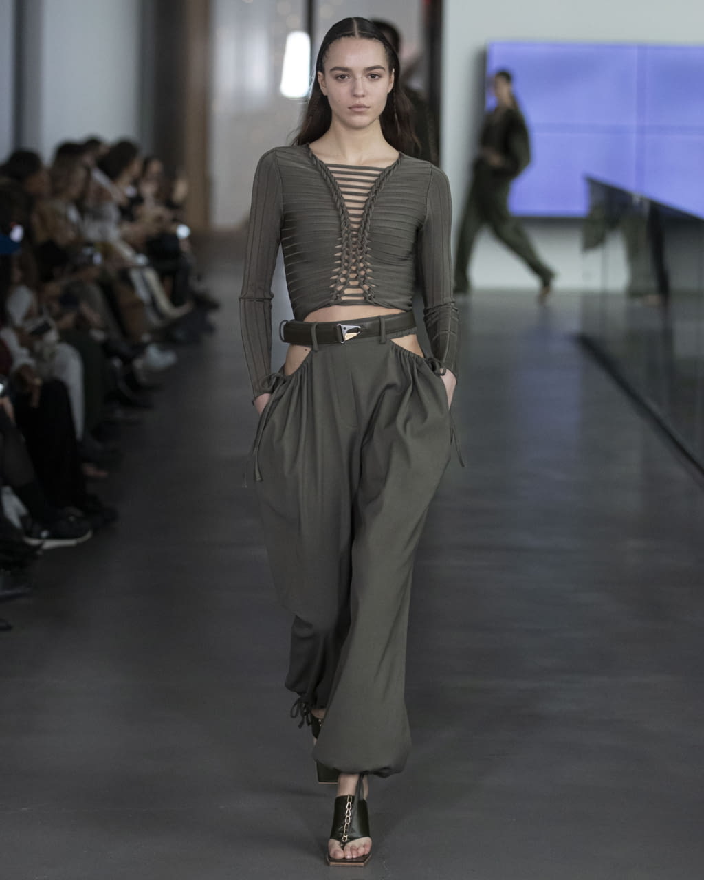Fashion Week New York Fall/Winter 2020 look 23 de la collection Dion Lee womenswear