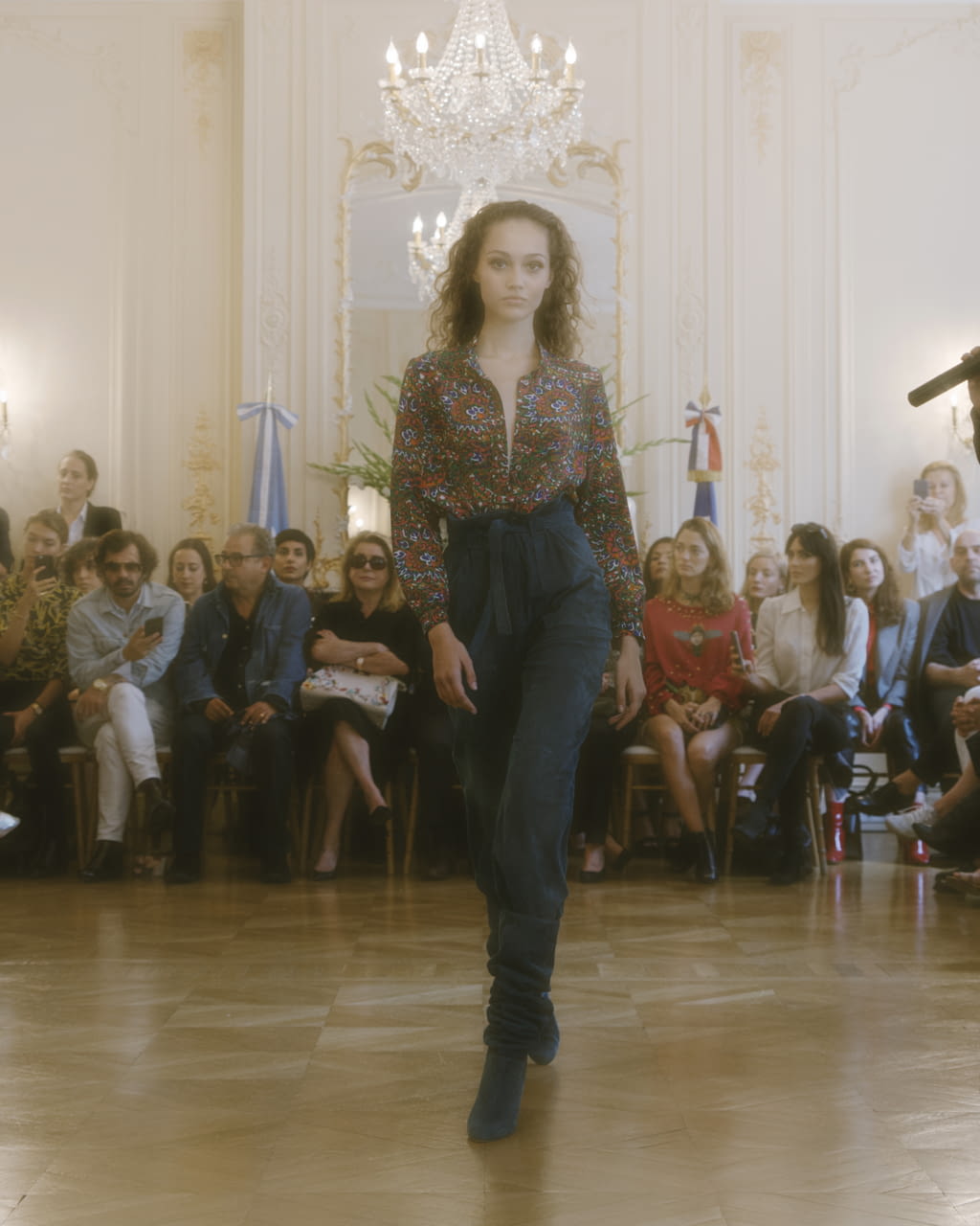 Fashion Week Paris Spring/Summer 2018 look 23 from the Vanessa Seward collection womenswear
