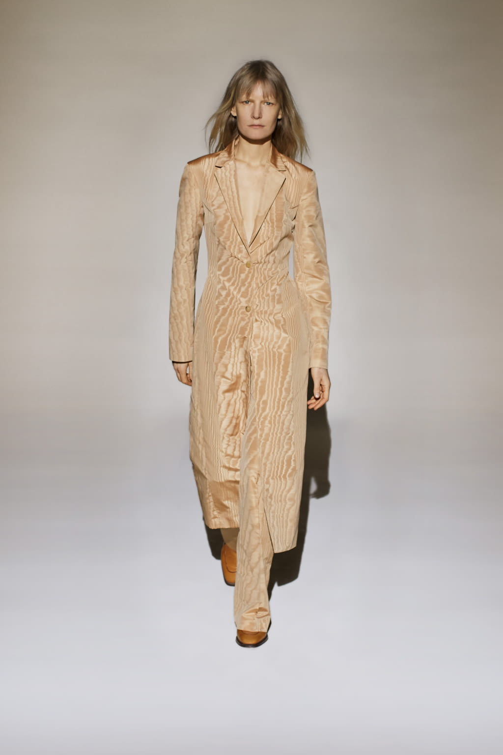 Fashion Week New York Fall/Winter 2016 look 23 from the The Row collection womenswear