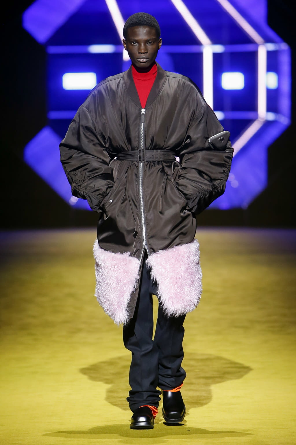 Fashion Week Milan Fall/Winter 2022 look 23 from the Prada collection 男装