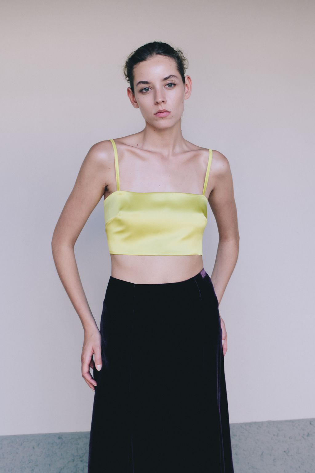 Fashion Week Milan Fall/Winter 2023 look 17 de la collection Vernisse womenswear