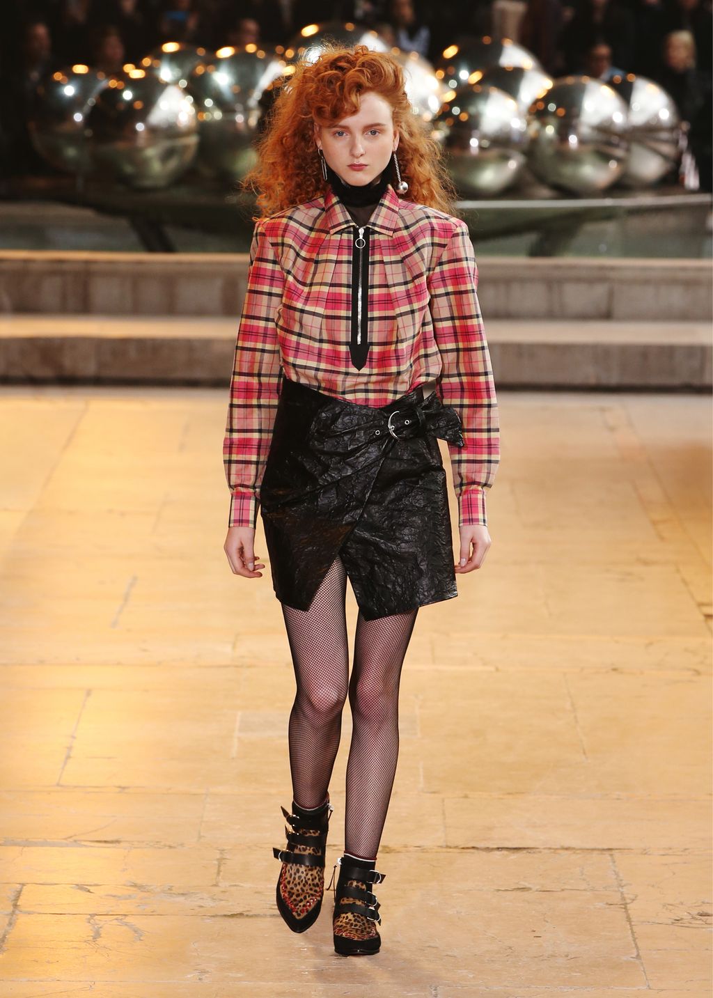 Fashion Week Paris Fall/Winter 2016 look 24 from the Isabel Marant collection womenswear