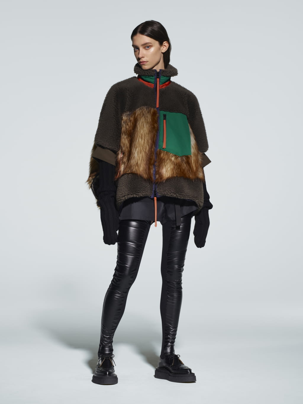 Fashion Week Paris Pre-Fall 2021 look 24 from the Sacai collection 女装