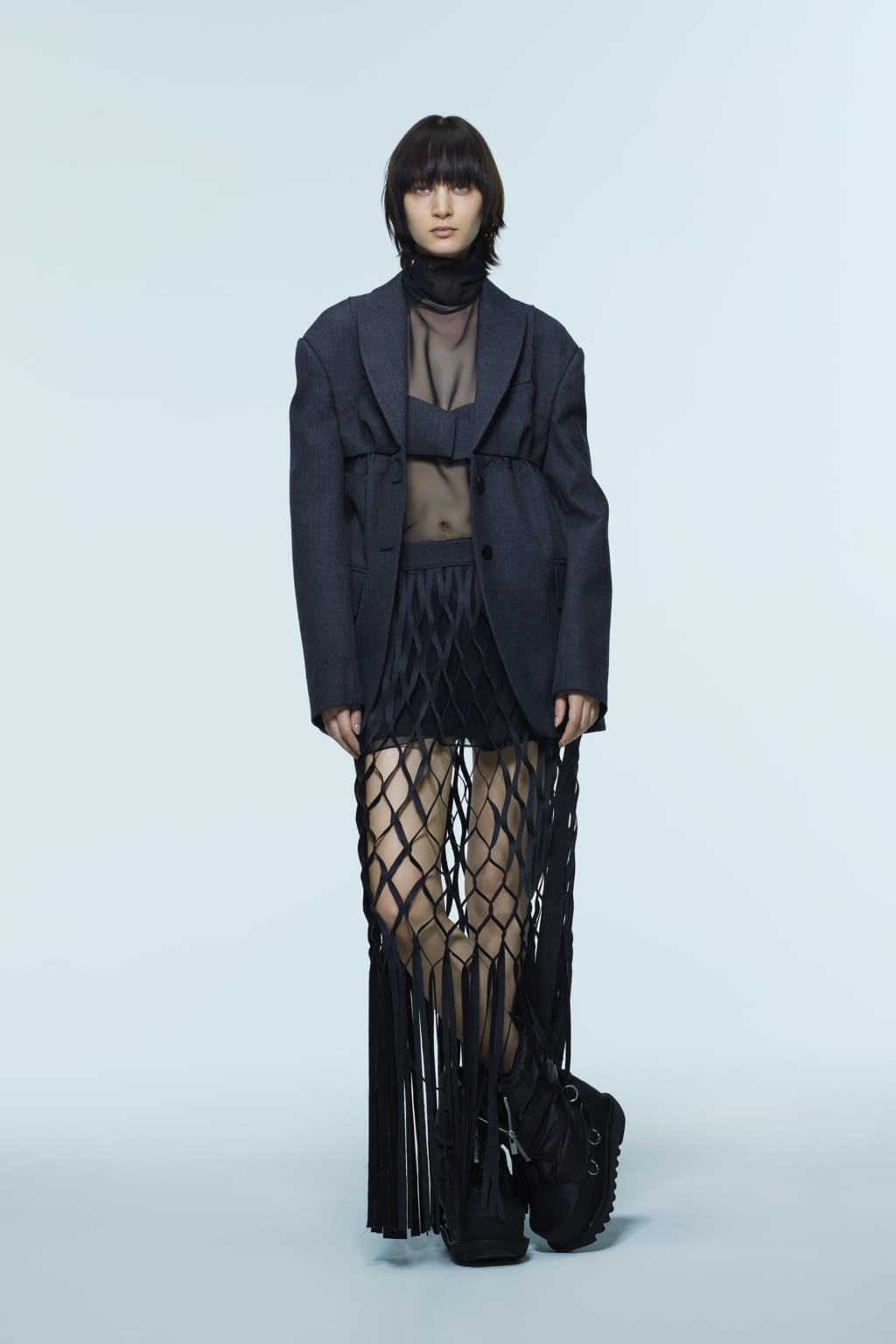 Fashion Week Paris Pre-Fall 2022 look 24 from the Sacai collection 女装