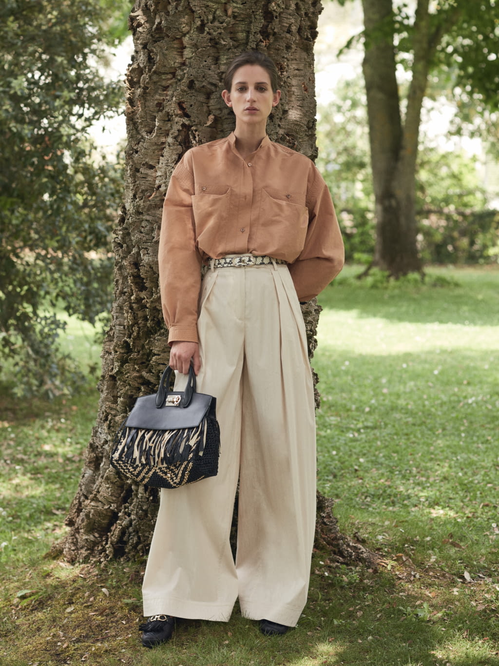 Fashion Week Milan Resort 2019 look 24 from the Ferragamo collection 女装