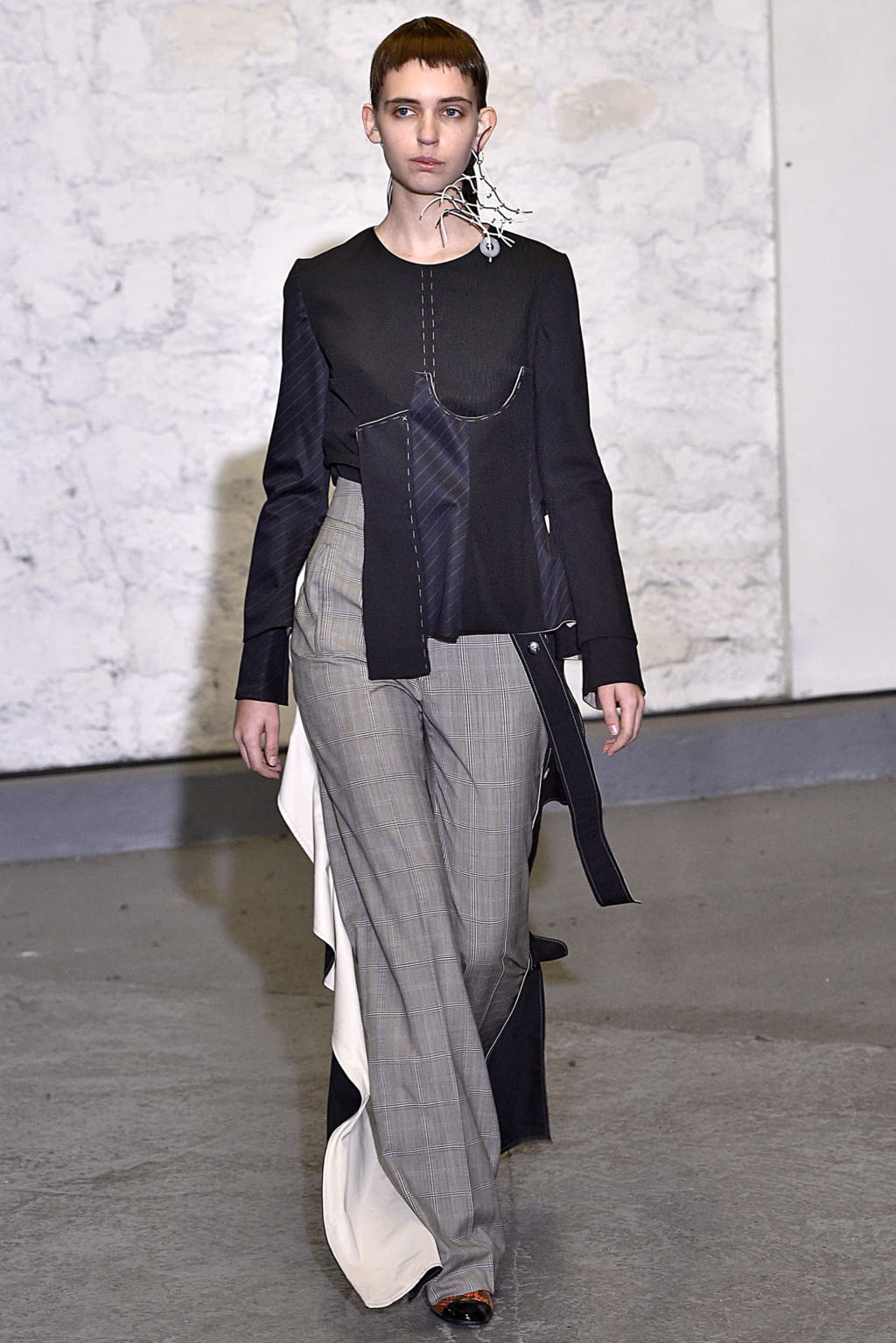 Fashion Week Paris Fall/Winter 2016 look 24 de la collection Anne Sofie Madsen womenswear