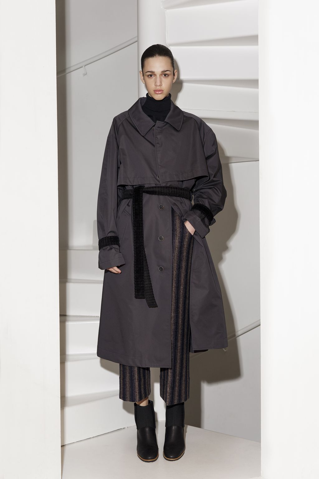 Fashion Week Paris Pre-Fall 2018 look 24 from the Nehera collection womenswear
